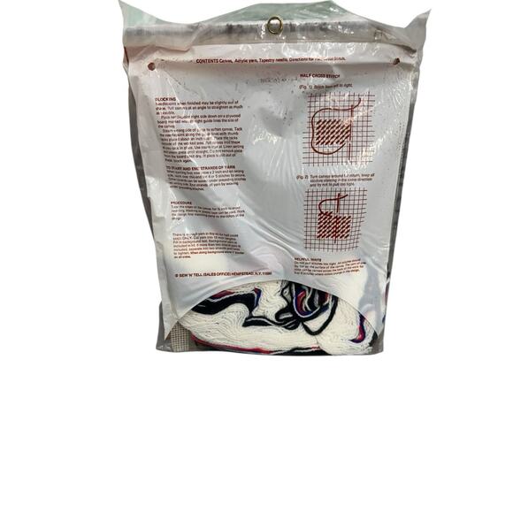 Sew N Tell Patriotic Needlepoint Kit 13 Colonies Flag Cannon Vintage - Picture 3 of 3